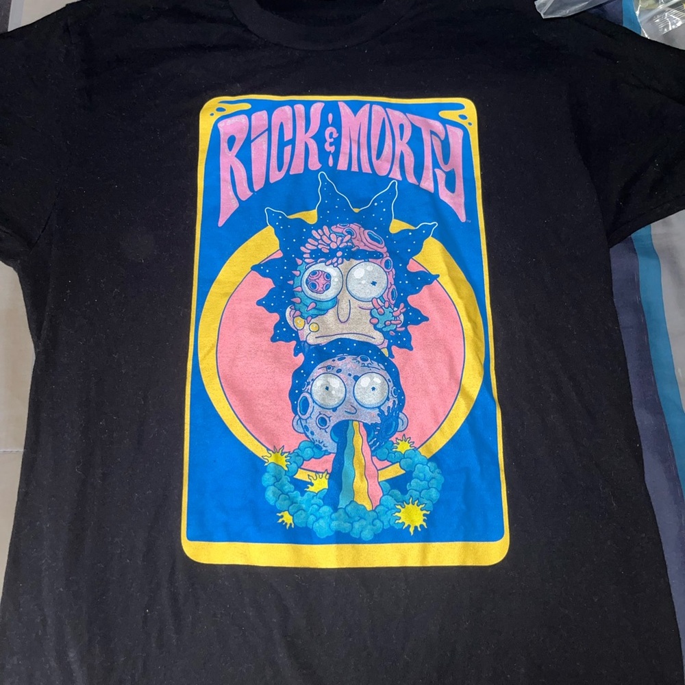 This shirt will be included in your bundle 🥰